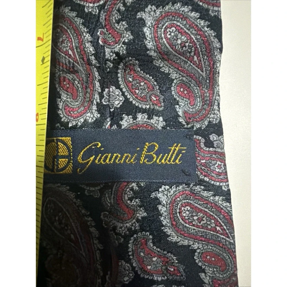 Gianni Butti Mens Paisley Necktie Burgundy Grey Black Silk Blend Classic Tie